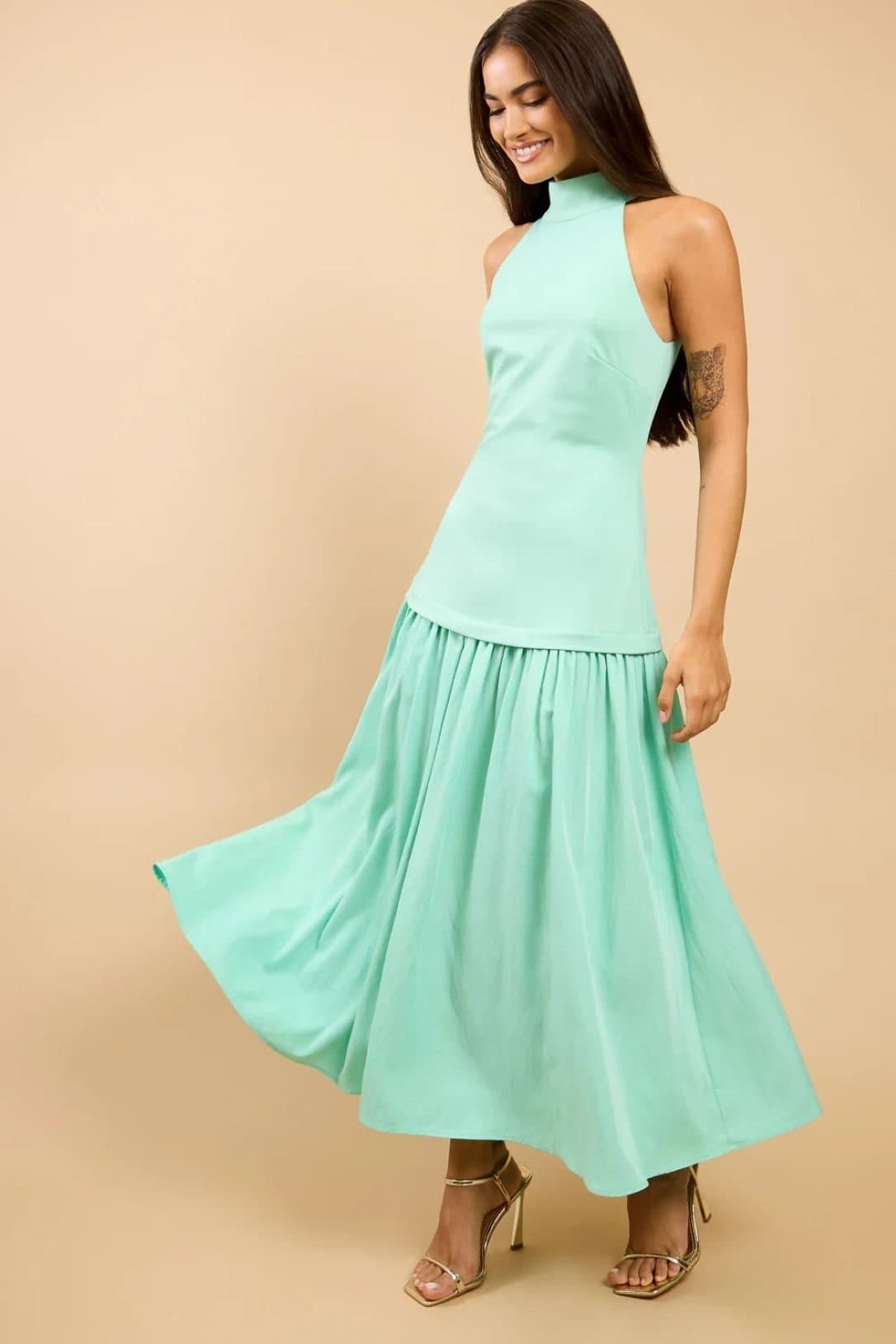 Little Mistress Little Mistress Women's Sage Halterneck Dropped Waist Maxi Dress in Mint