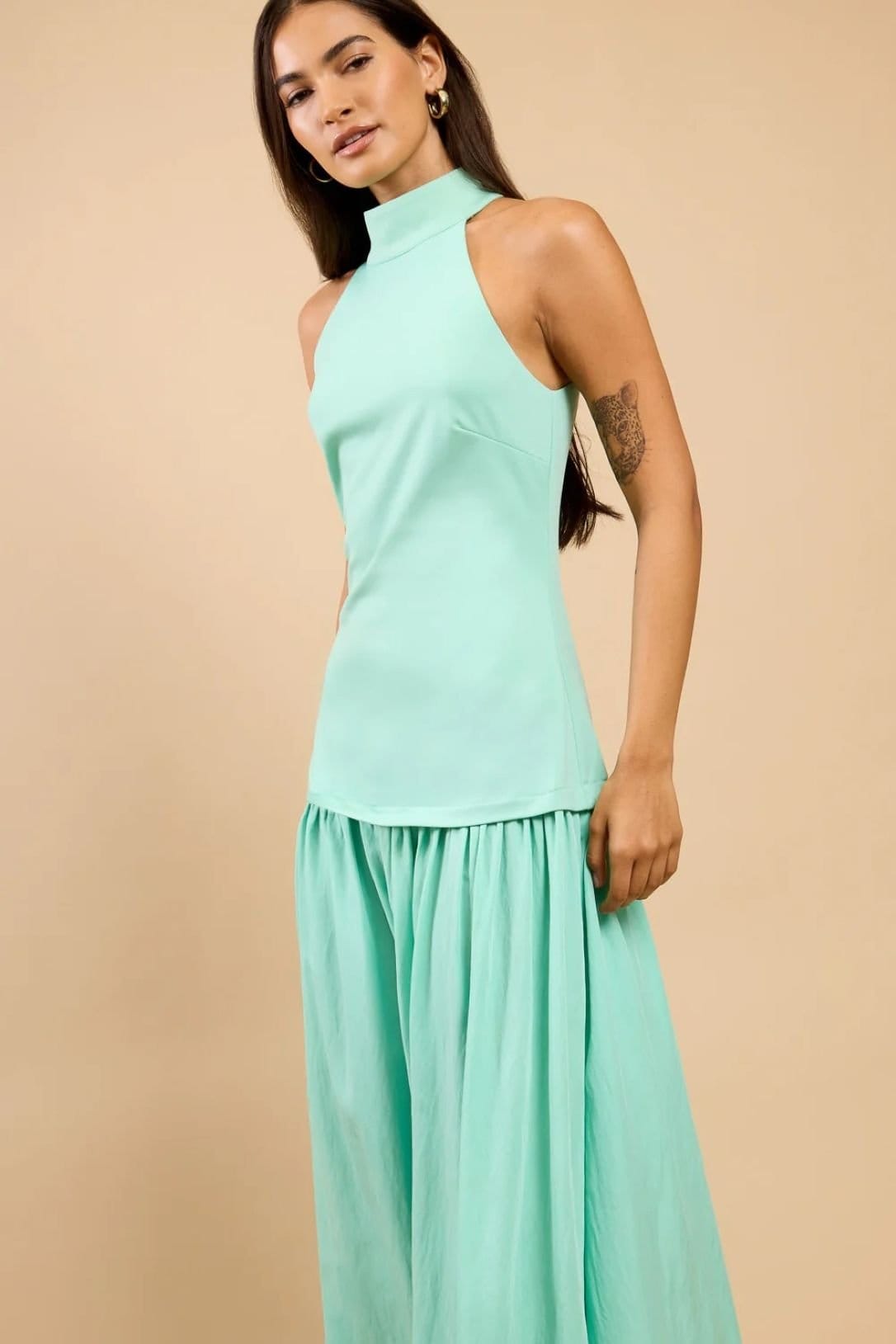 Little Mistress Little Mistress Women's Sage Halterneck Dropped Waist Maxi Dress in Mint - 4