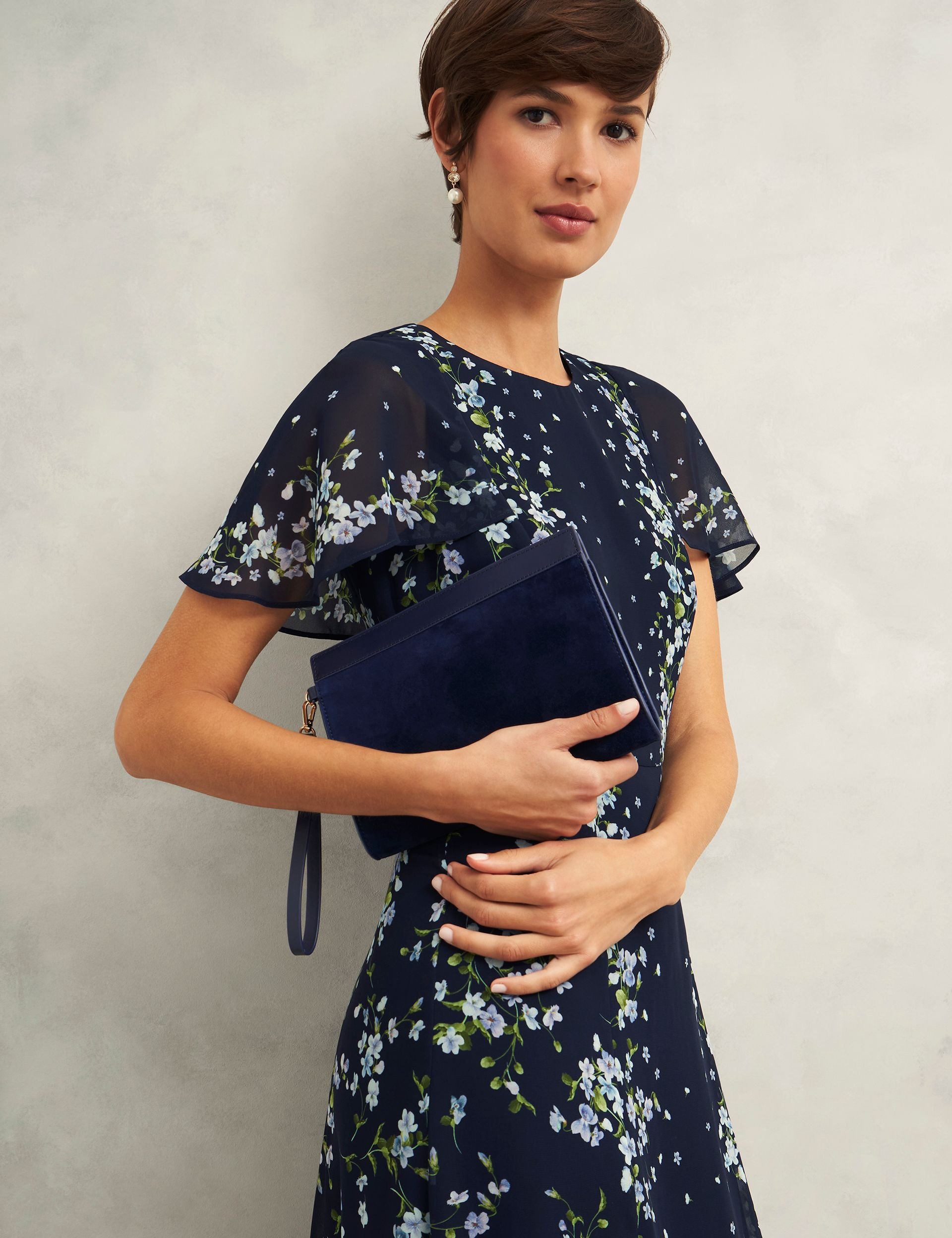 Hobbs London Hobbs London Women's Catherine Suede Wristlet in Dark Navy - 2