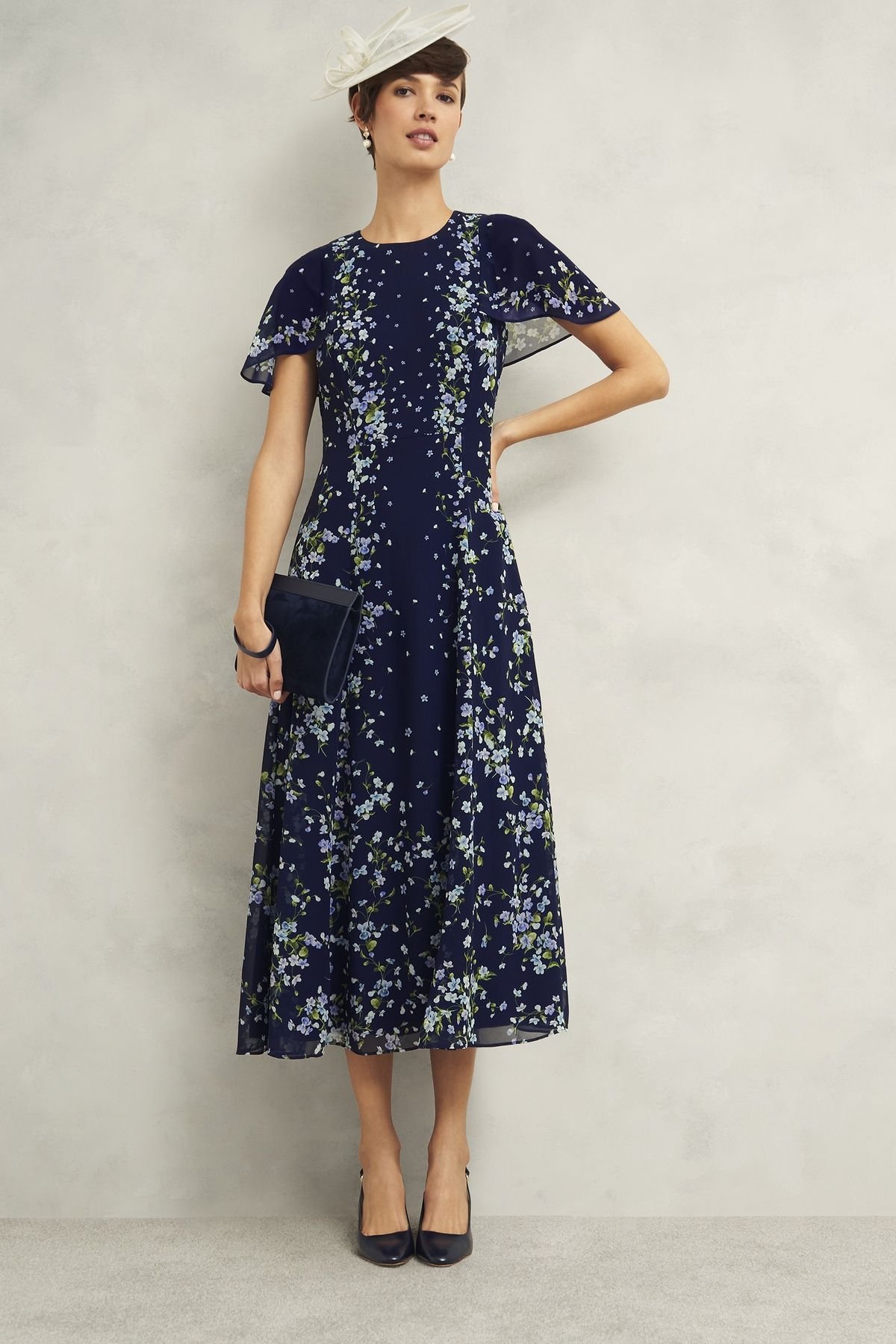 Hobbs London Hobbs London Women's Catherine Suede Wristlet in Dark Navy - 3