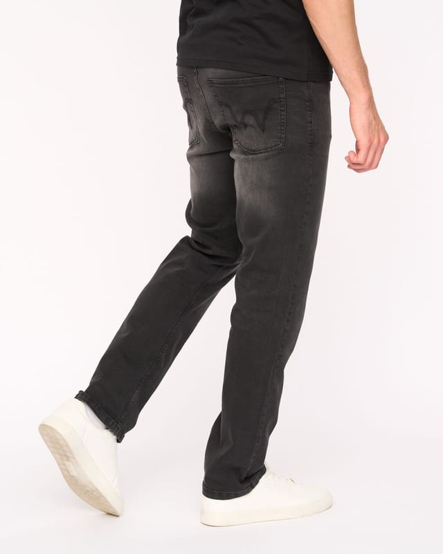 Duck&Cover Duck&Cover Men's Elix Regular Straight Leg Comfort Stretch Denim Jeans in Black - 3