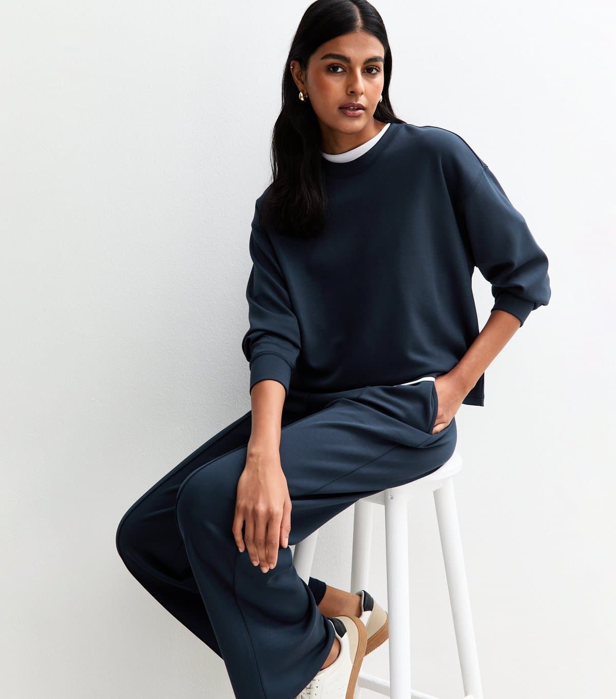 New Look Women's Premium Navy Oversized Crew Neck Sweatshirt New Look