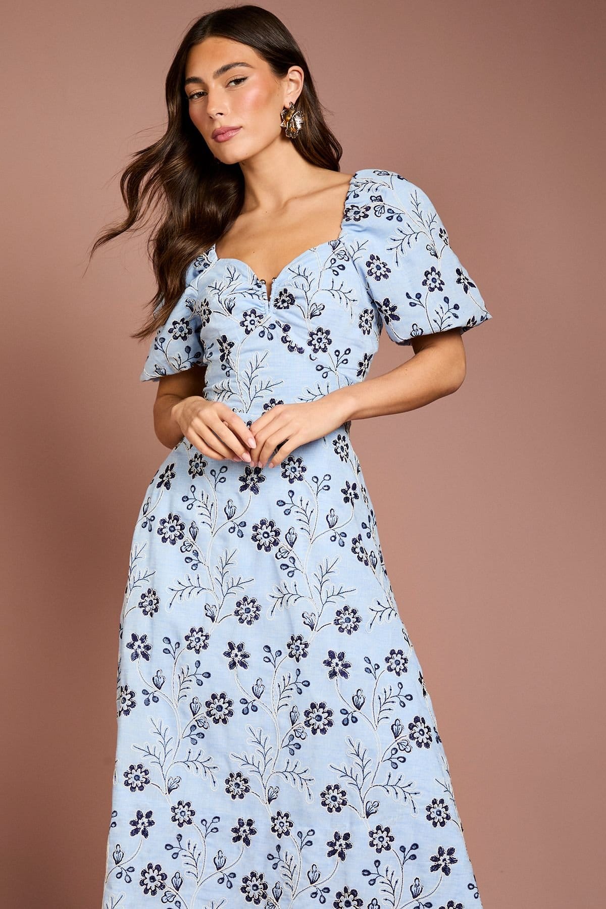 Coast Coast Women's Embroidered Cotton Puff Sleeve Midi Dress in Blue - 4