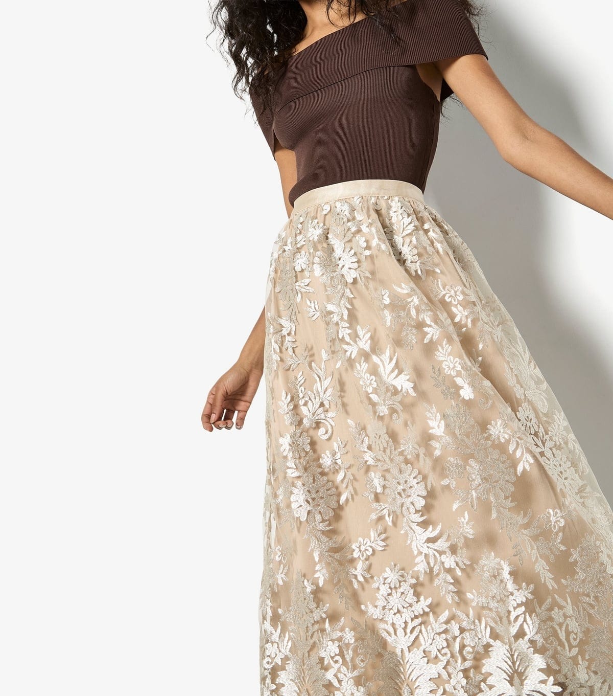 Apricot Women's Stone Embroidered Mesh Scallop Skirt Apricot New Look - 4