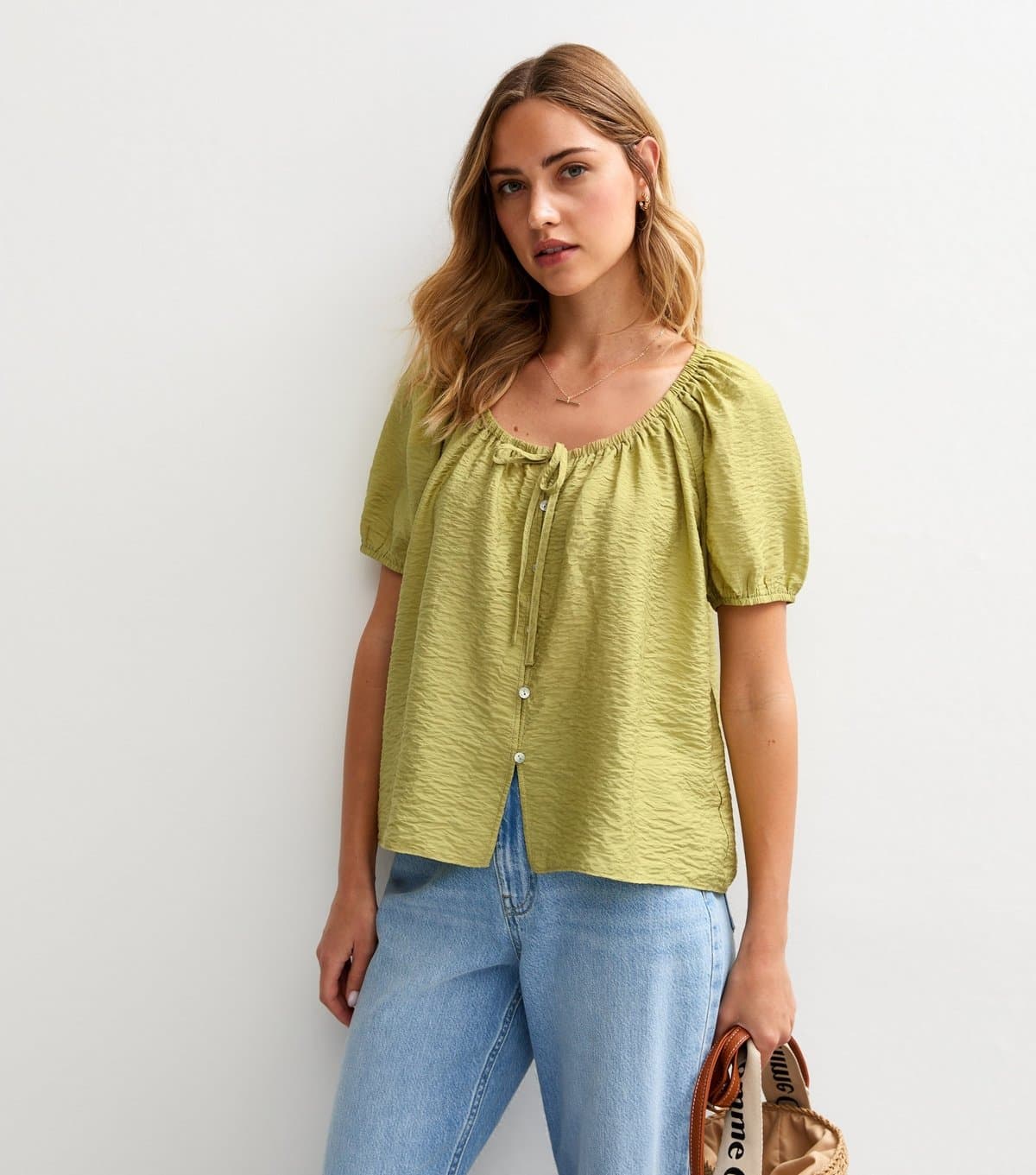 New Look Women's Green Crinkle Buttoned Top New Look