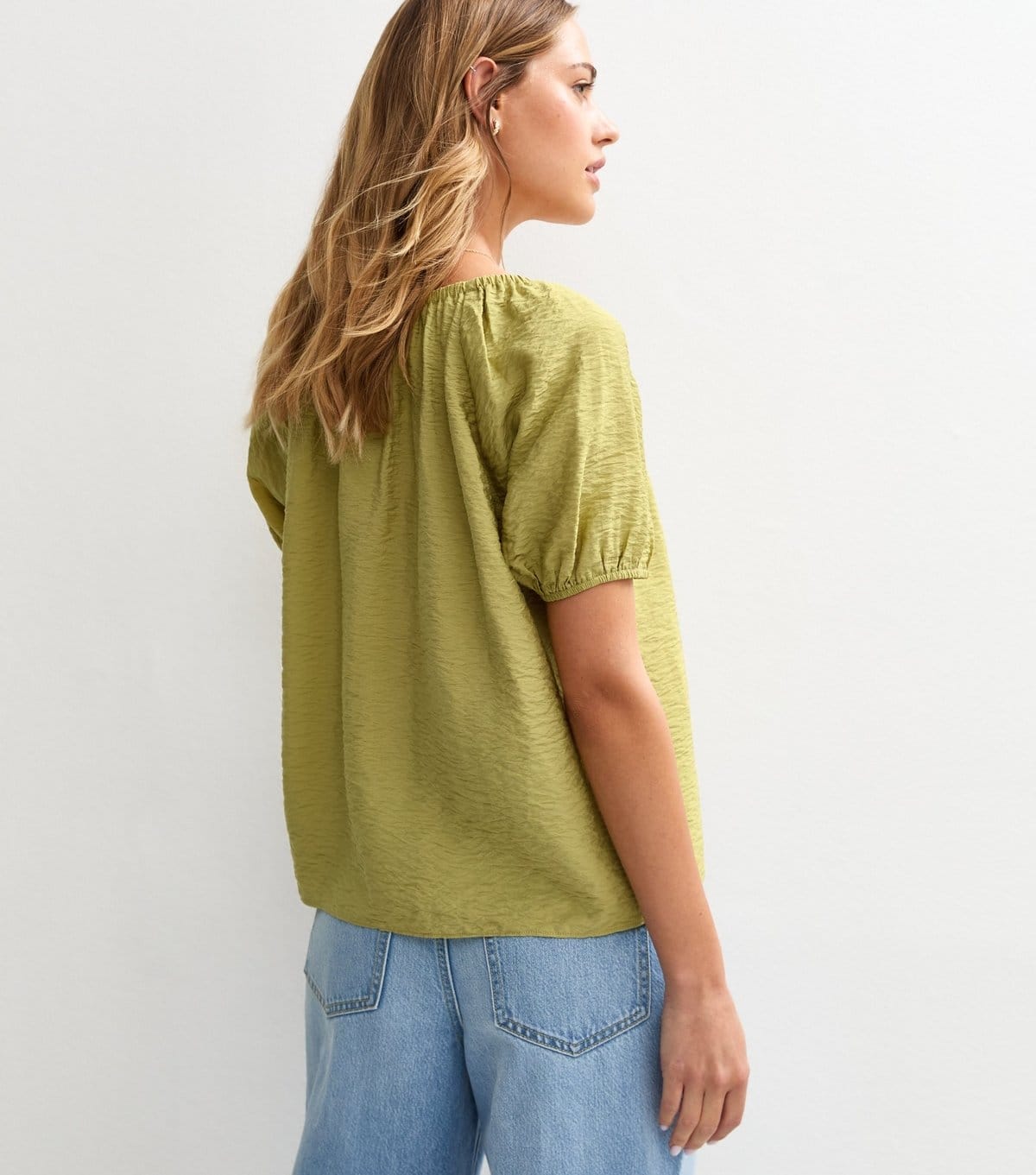 New Look Women's Green Crinkle Buttoned Top New Look - 4