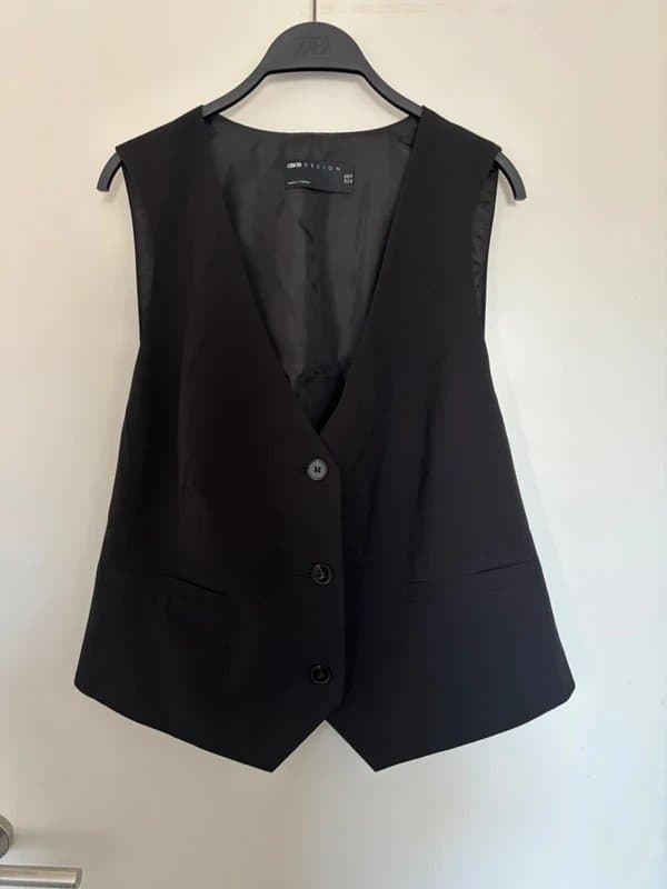 ASOS Design ASOS black waistcoat