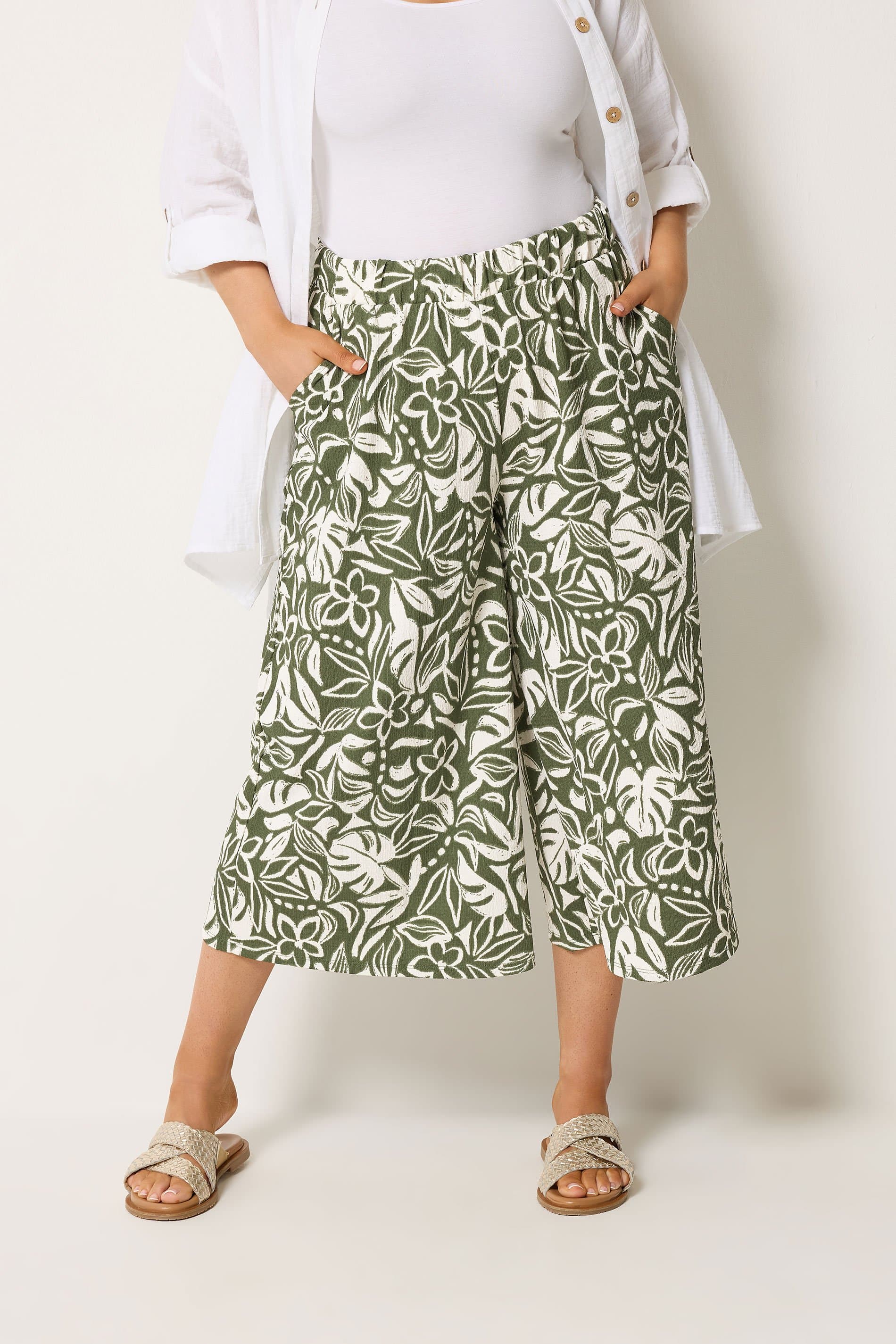 Yours Plus Size Khaki Green Leaf Print Culottes