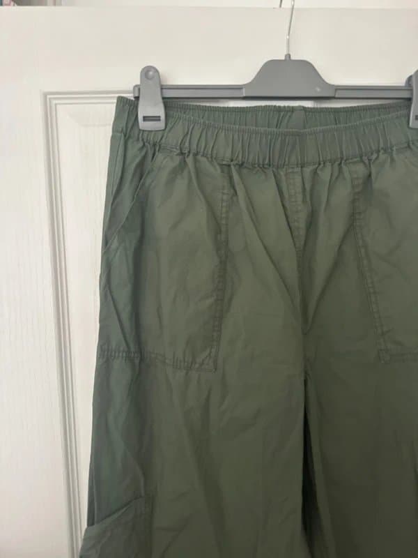 ASOS Design ASOS Design Green Khaki Cargo Pants UK 14