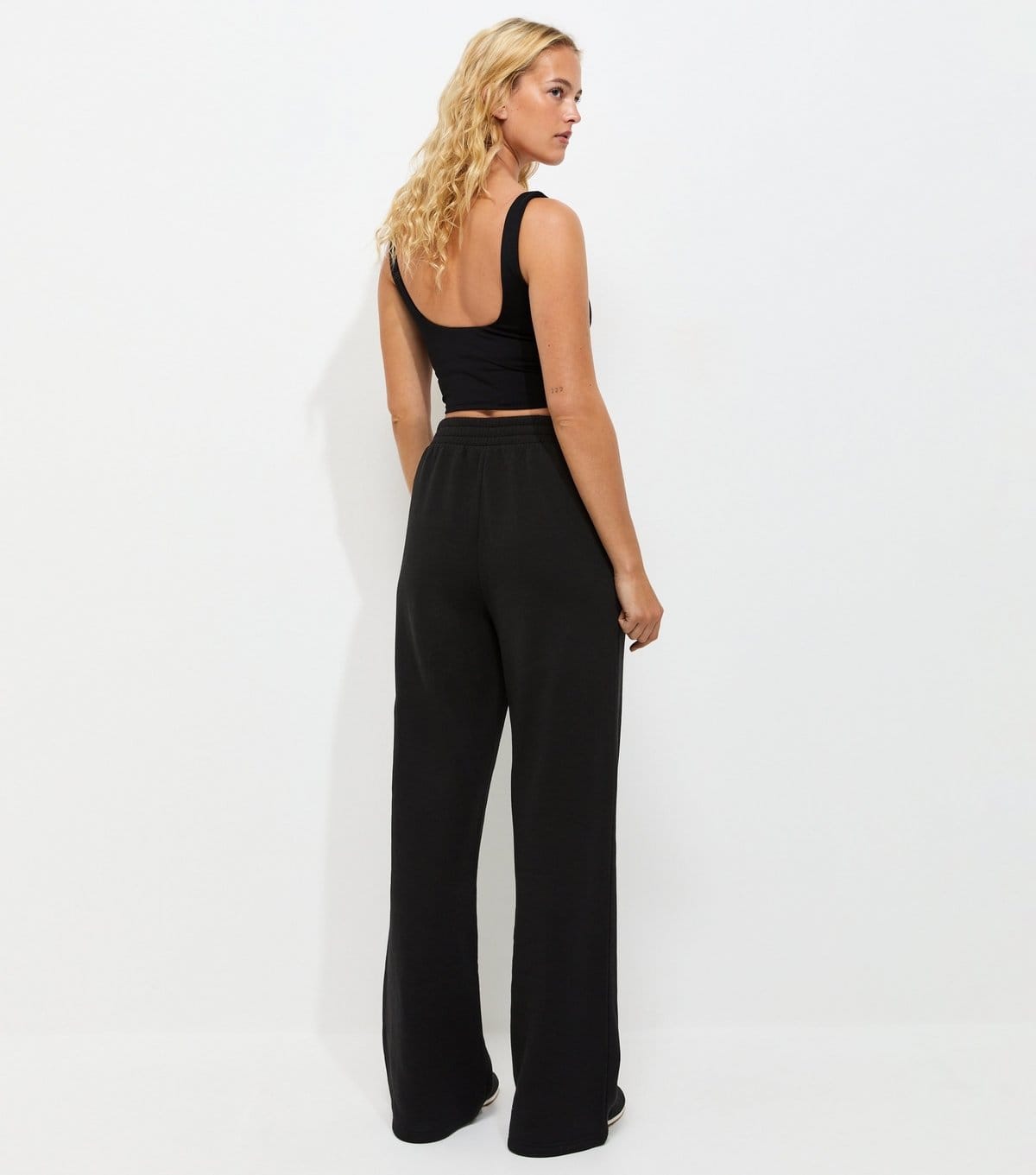 New Look Women's Tall Black Wide Leg Joggers New Look - 4