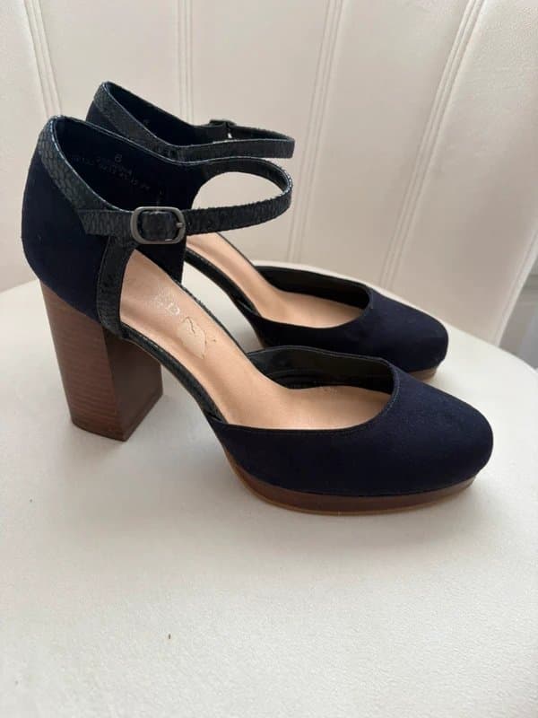 Marks & Spencer M&S Navy Suede Block Heel Ankle Strap Court Shoes UK 6 Platform Heels Elegant Occasion Shoes