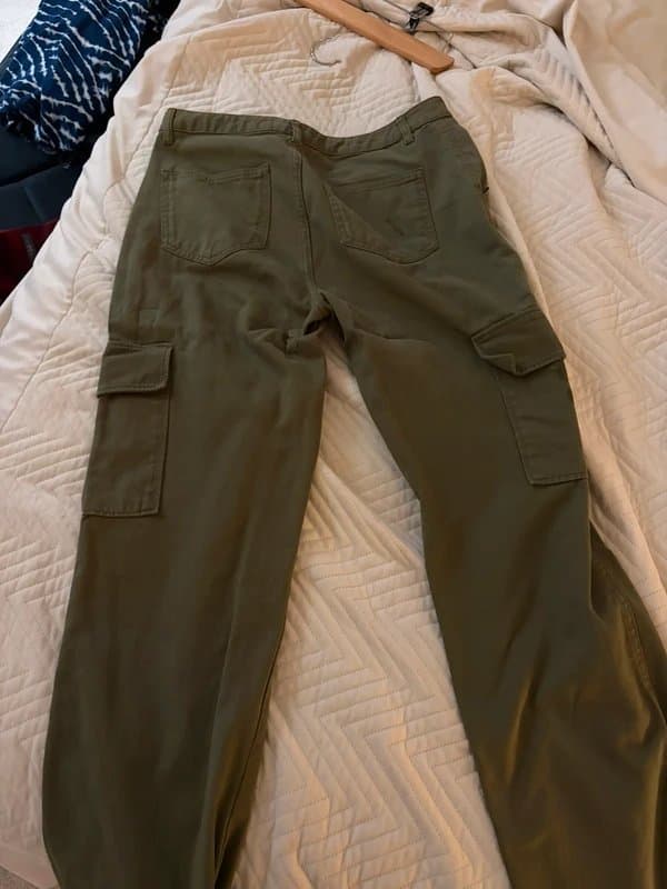 New Look New Look khaki straight leg cargo pants