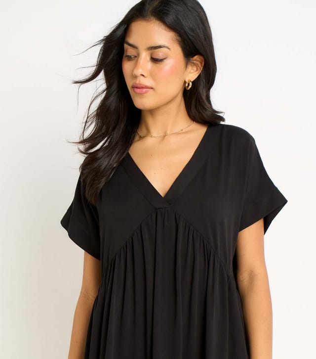 Gini London Women's Black V Neck Tiered Smock Dress Gini London New Look - 2