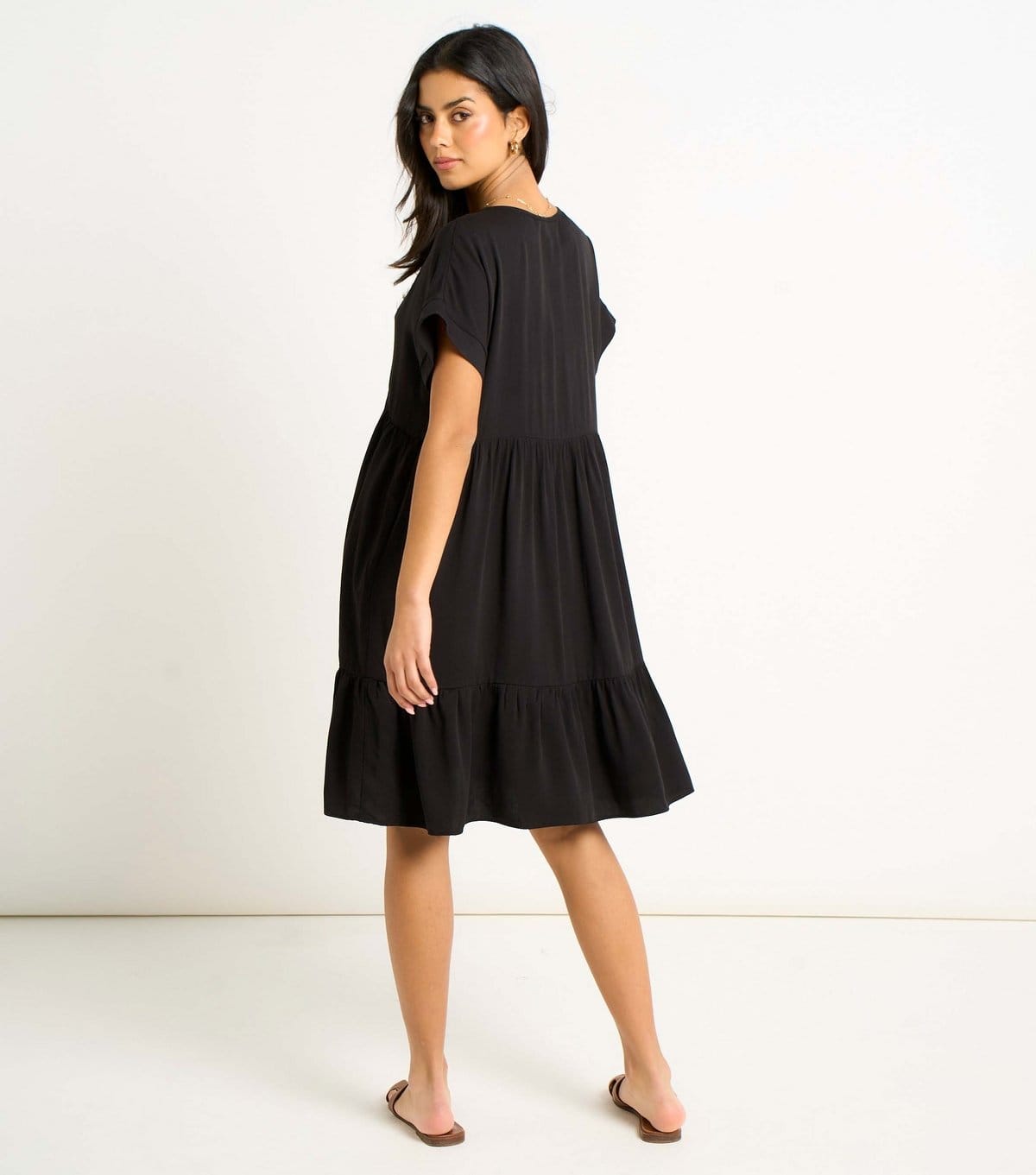 Gini London Women's Black V Neck Tiered Smock Dress Gini London New Look - 4