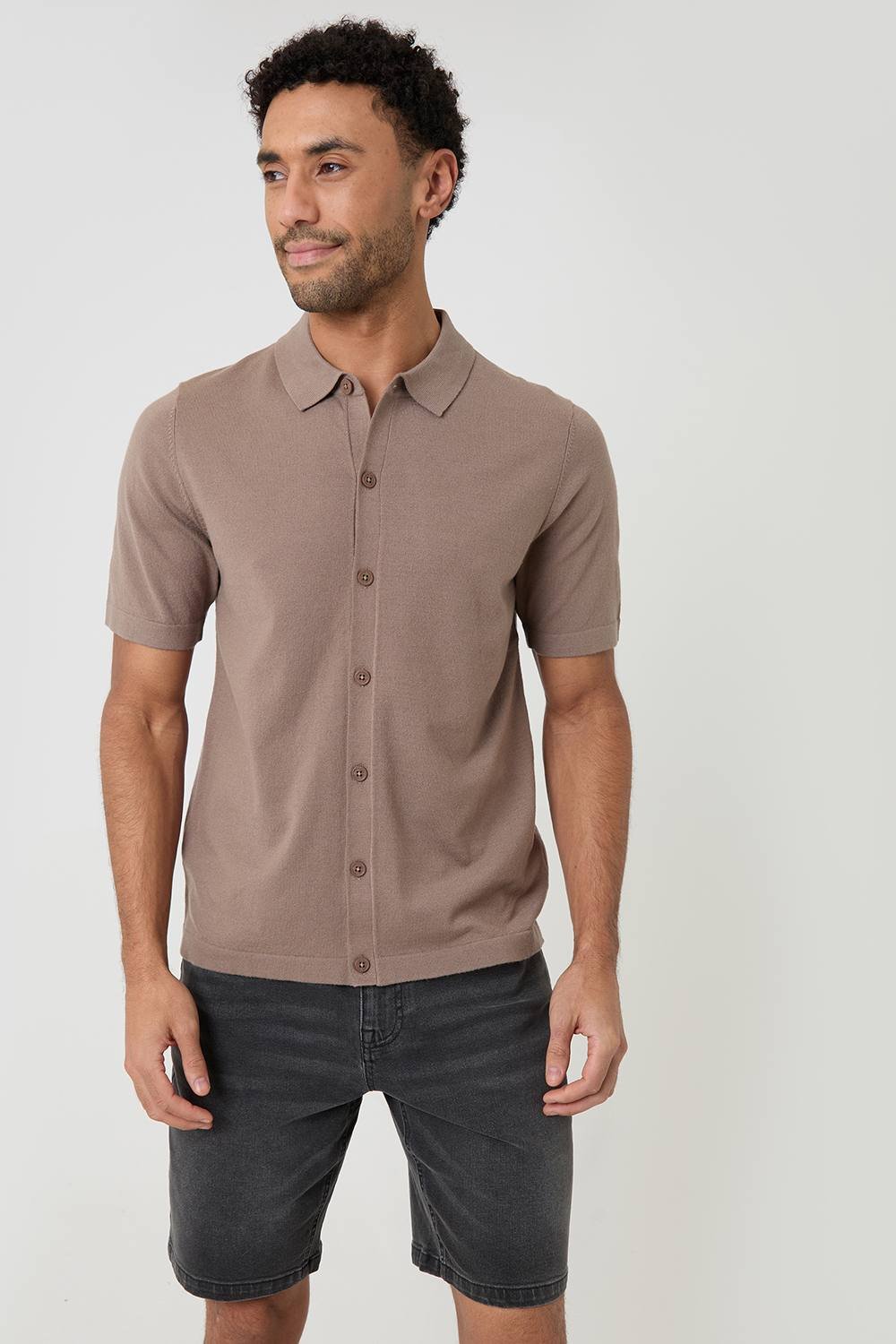 Threadbare Threadbare Men's Knitted Short Sleeve Shirt in Taupe - 3