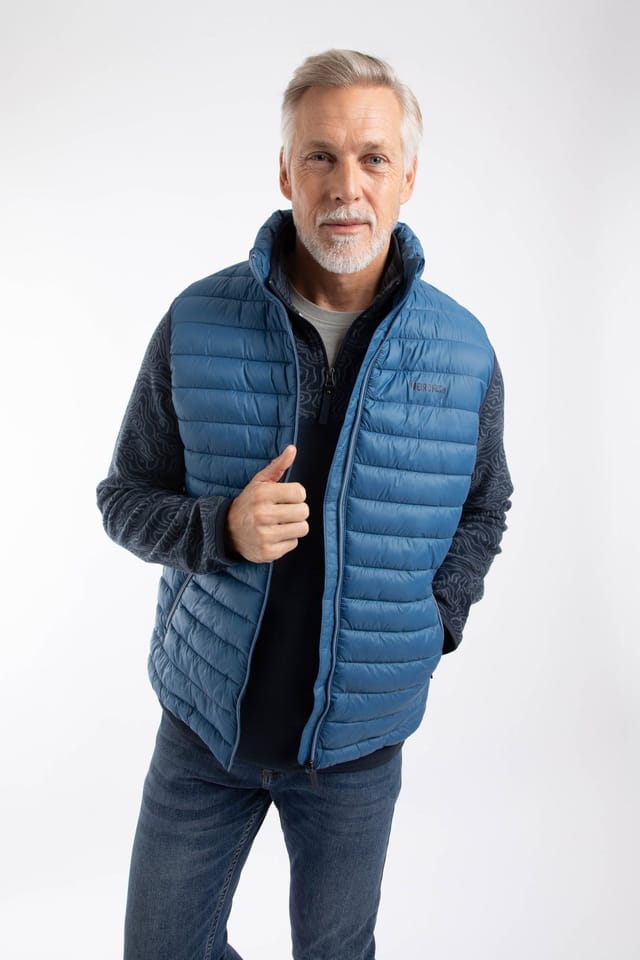 Weird Fish Weird Fish Men's Langtree Lightweight Showerproof Padded Gilet in Mid Blue - 3