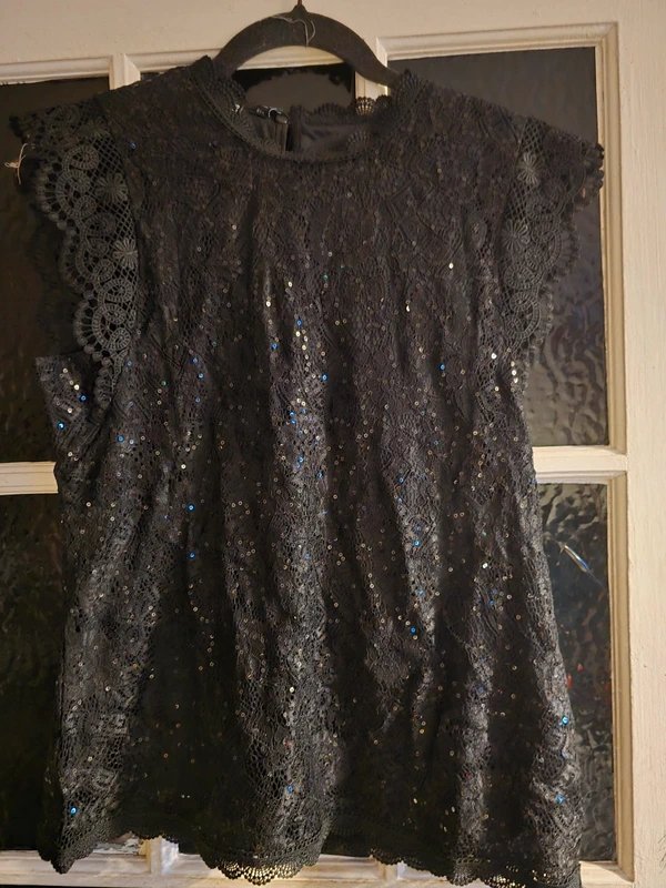 Pieces Pieces Black Lace Sequin Blouse - Size S BNWT - 1