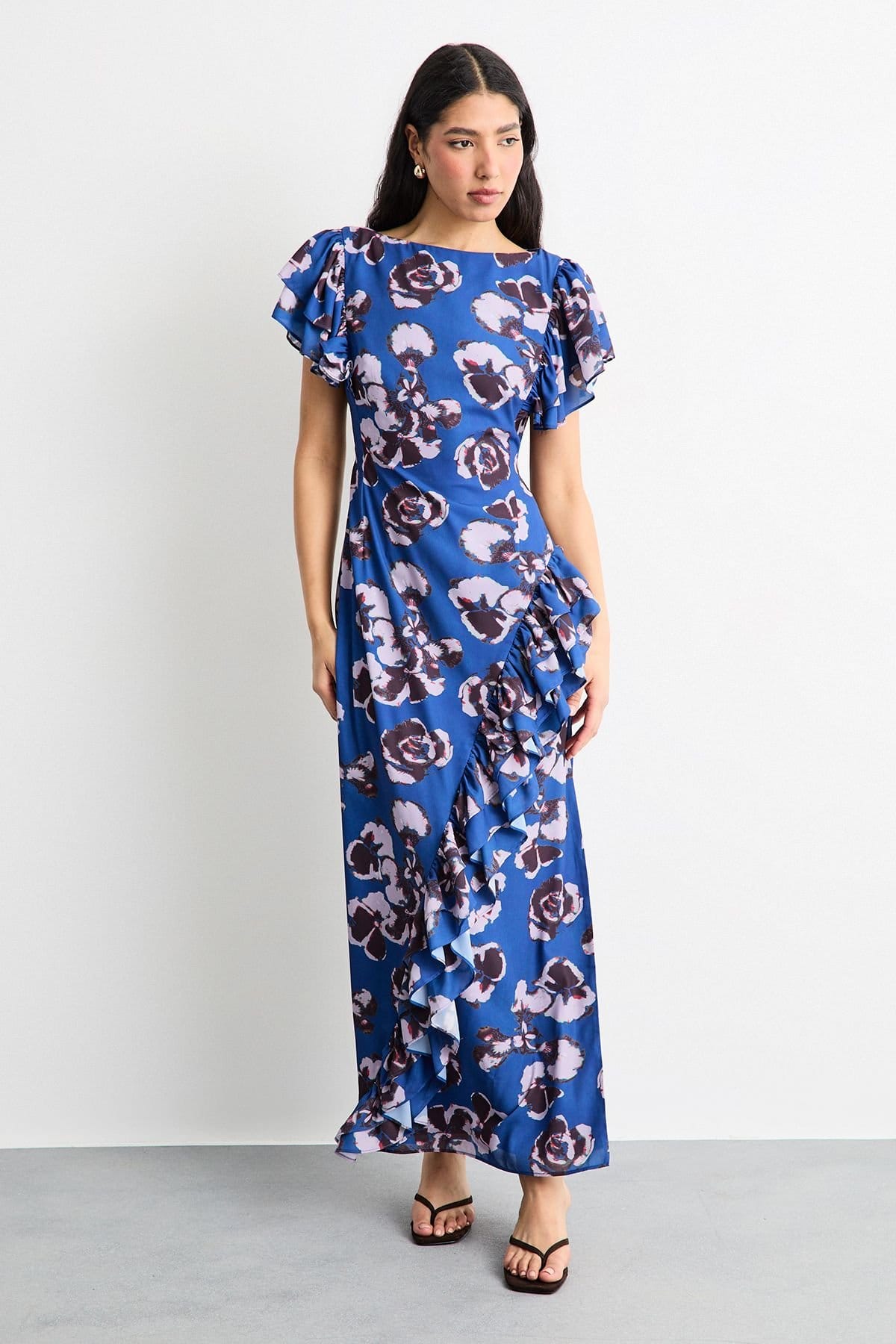 Warehouse Warehouse Women's Side Split Ruffle Detail Maxi Dress in Floral - 4