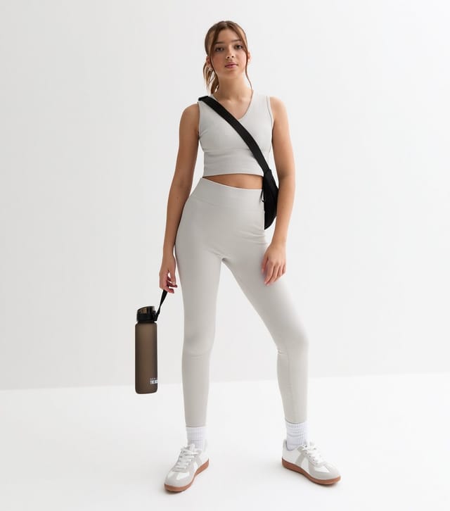 New Look Girls' Pale Grey Ribbed Vest New Look - 3