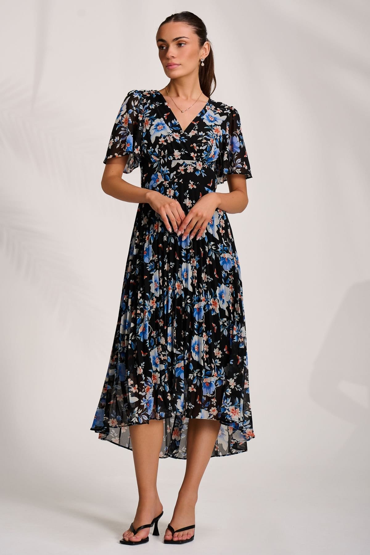 Jolie Moi Jolie Moi Women's Printed Chiffon Pleated Maxi Dress in Black - 4
