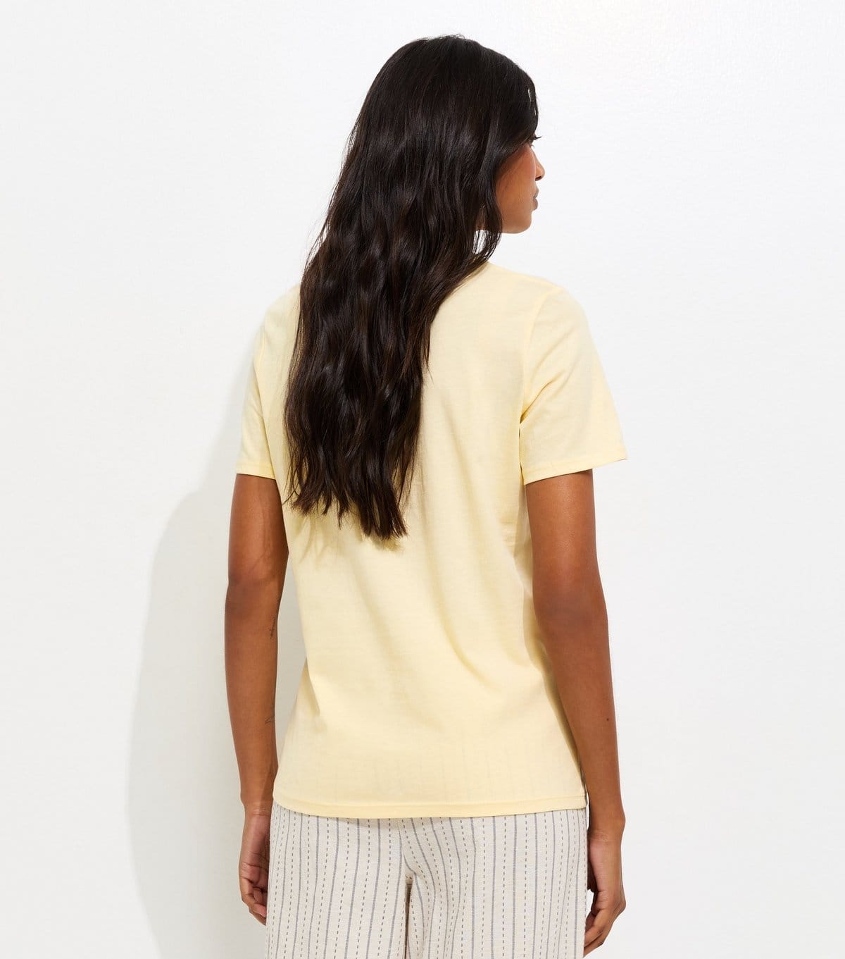 New Look Women's Light Yellow Cotton Embroidered Daisy T-Shirt New Look - 4