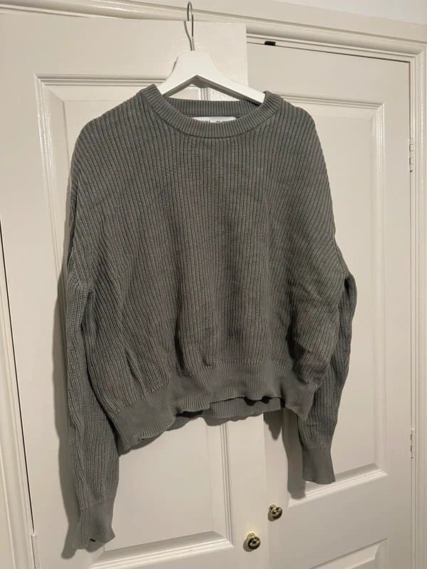 Bershka Bershka grey knitted sweater