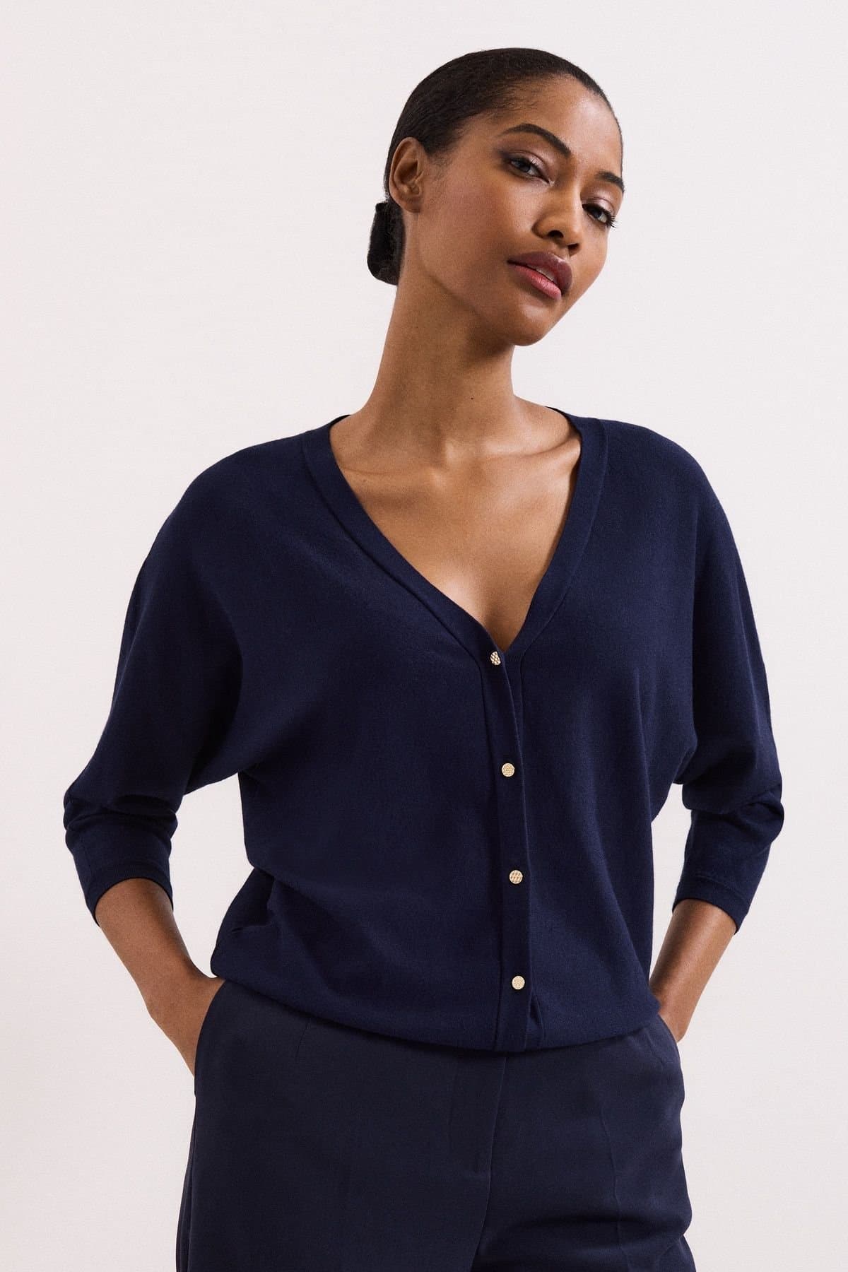 Phase Eight Phase Eight Women's Cristine V-Neck Cardigan in Dark Navy