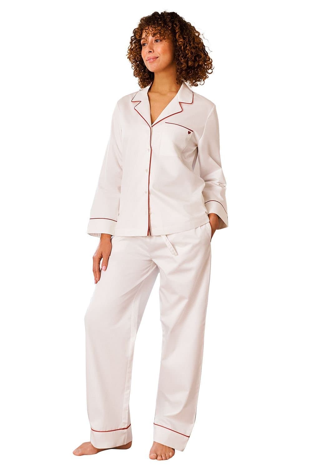 Christy CHRISTY Women's 'Heart' Embroidered Cotton Pyjama Set in White