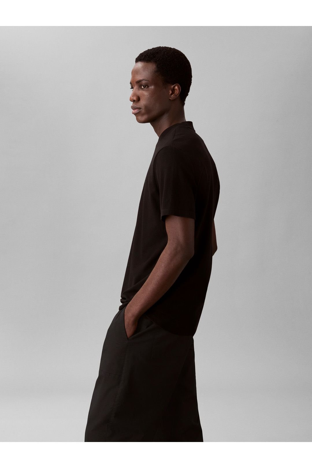 Calvin Klein Calvin Klein Men's Tech Interlock Crew Neck Tee Black - 4