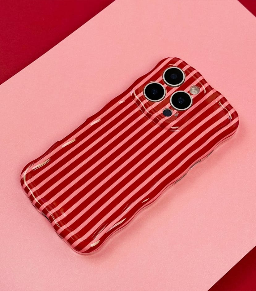 Coconut Lane Red Stripes Wavy Phone Case Coconut Lane New Look - 1
