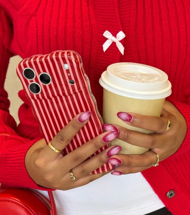 Coconut Lane Red Stripes Wavy Phone Case Coconut Lane New Look - 3