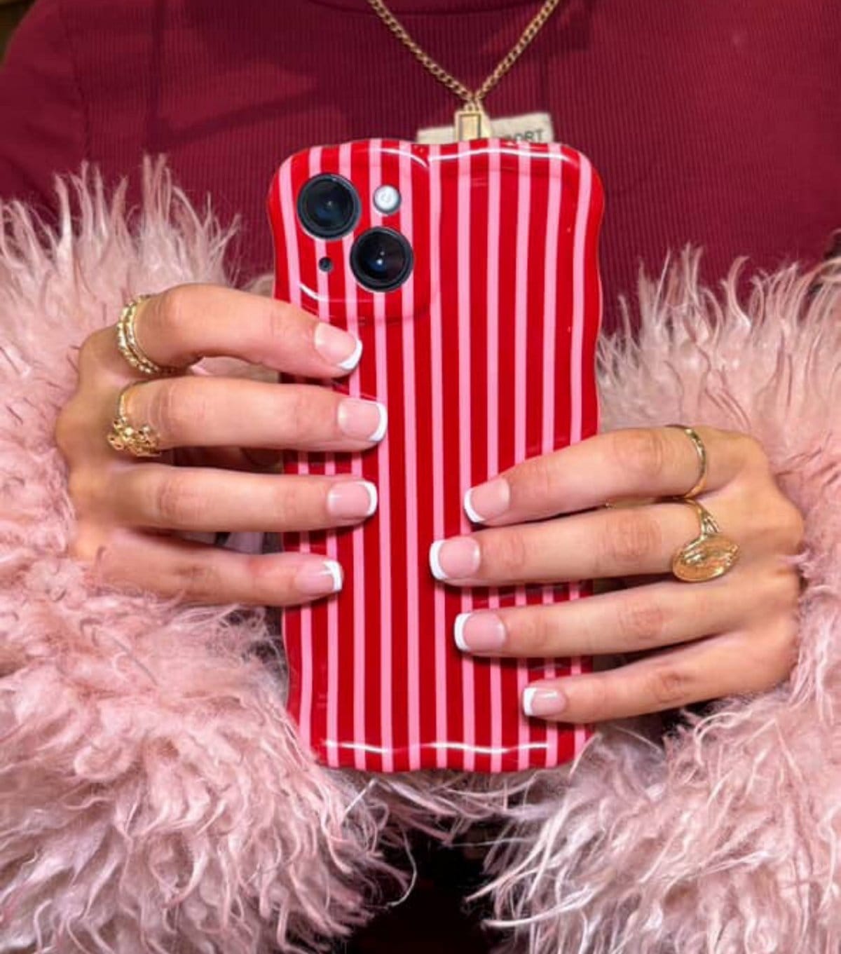 Coconut Lane Red Stripes Wavy Phone Case Coconut Lane New Look - 4
