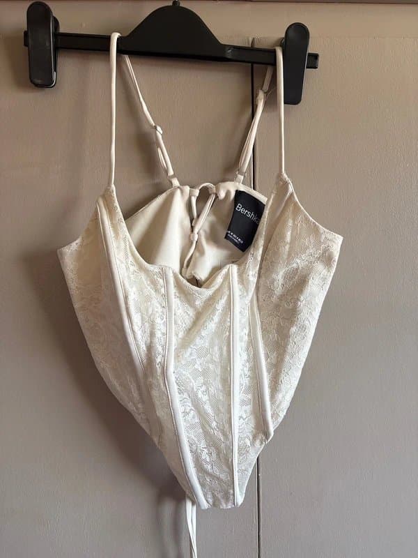 Bershka Bershka cream lace boned bodice Medium