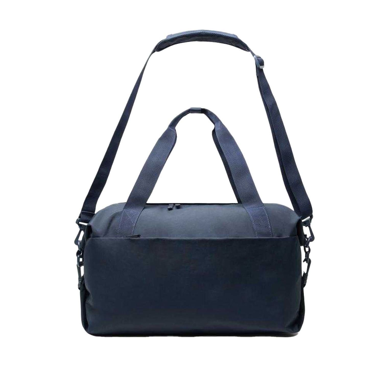 XD XCLUSIVE XD XCLUSIVE Men's Kenton Urban Nylon Weekend Bag in Navy - 4