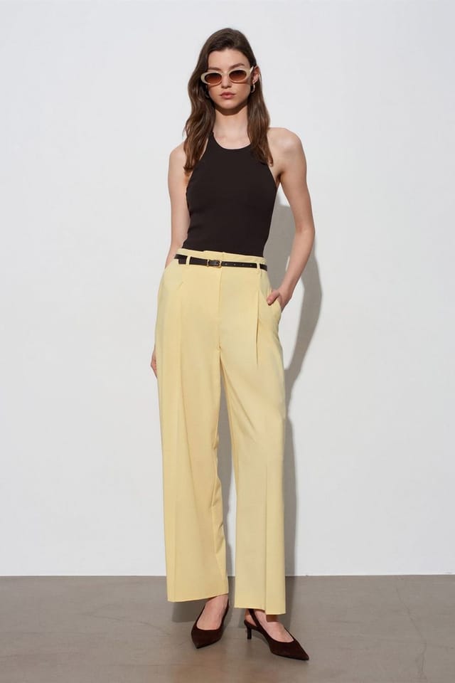 Dilvin Dilvin Women's Belted Wide-leg Crepe Trousers in Lemon - 2