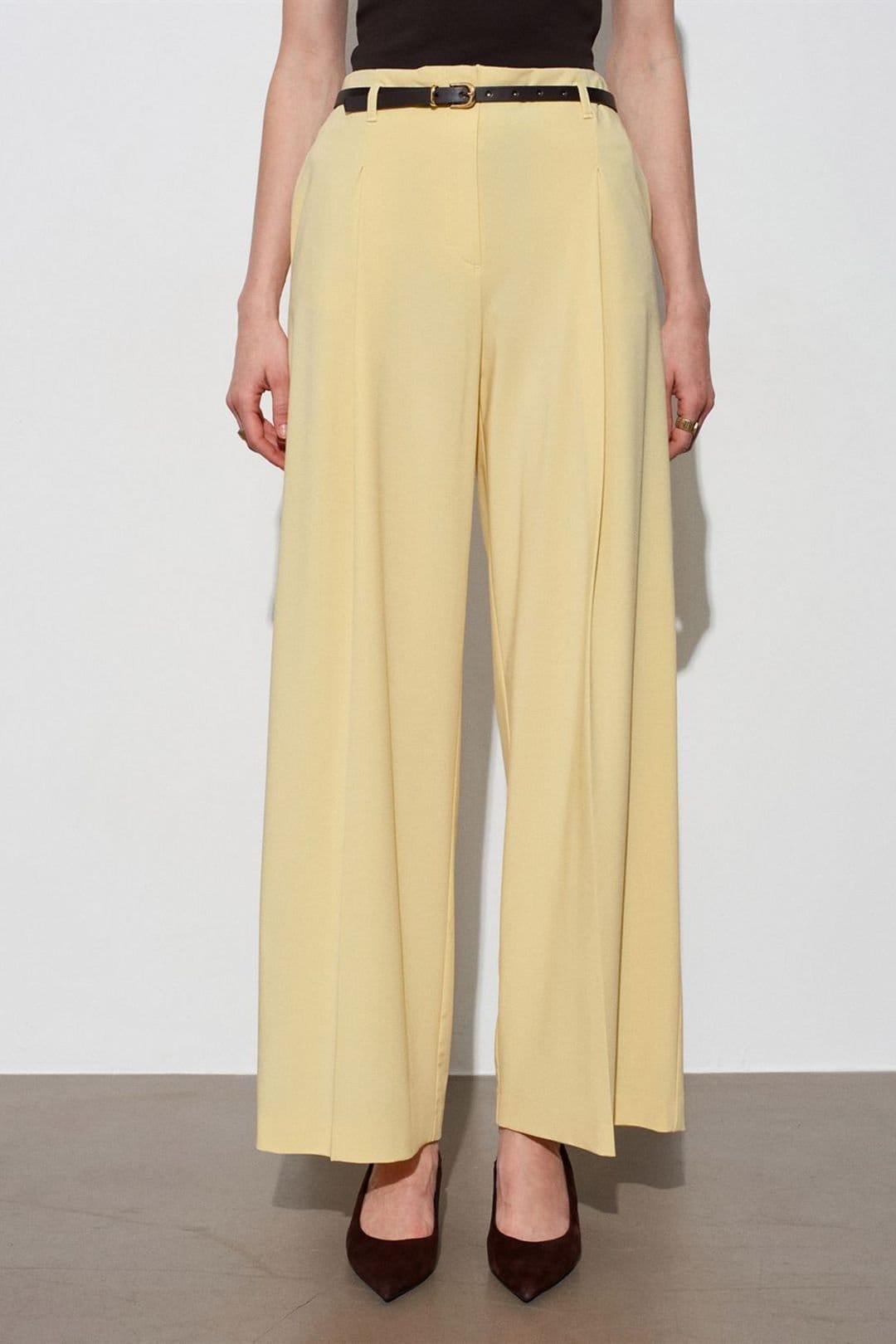 Dilvin Dilvin Women's Belted Wide-leg Crepe Trousers in Lemon - 4