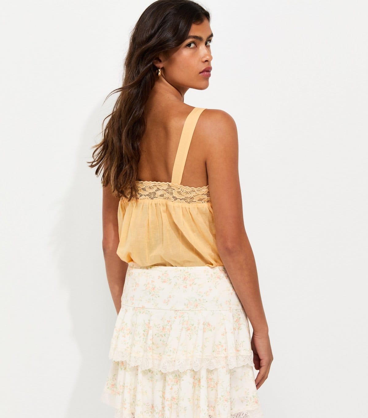 New Look Women's White Ditsy Floral Lace Trim Tiered Mini Skirt New Look - 4