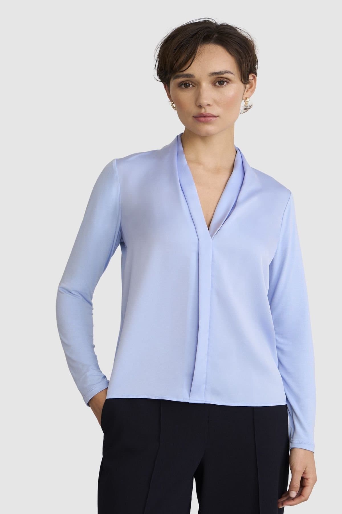 Hobbs London Hobbs London Baby Blue V-Neck Long Sleeve Blouse