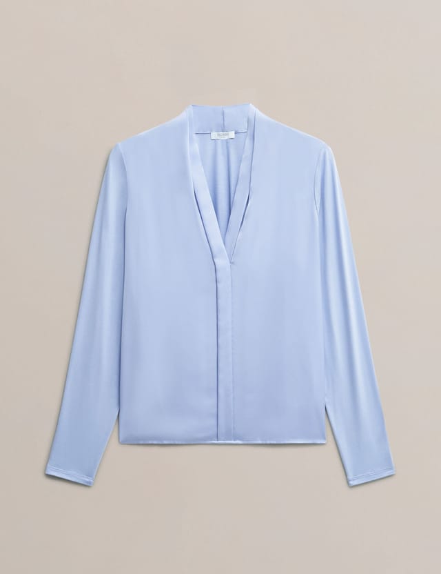Hobbs London Hobbs London Women's Claire Long Sleeve V-Neck Blouse in Baby Blue - 2