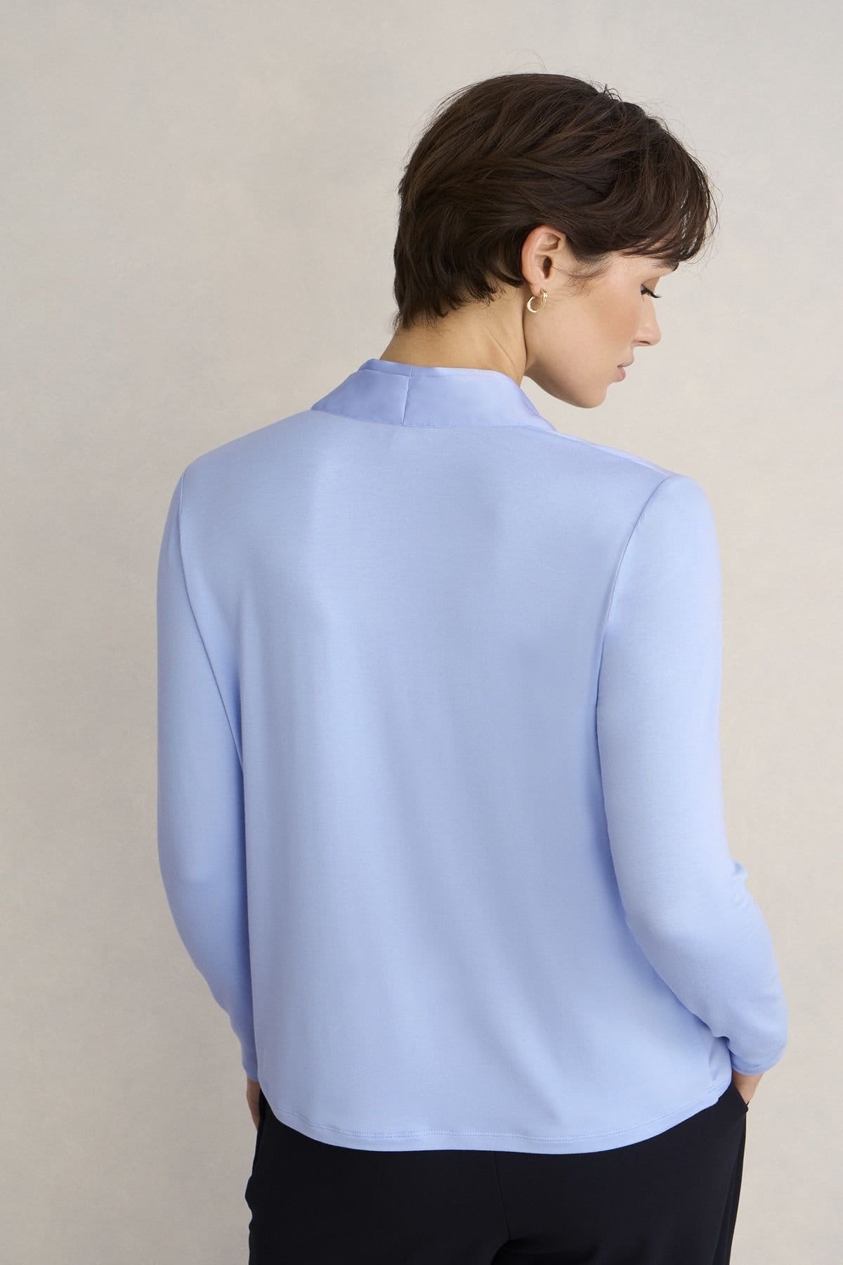 Hobbs London Hobbs London Women's Claire Long Sleeve V-Neck Blouse in Baby Blue - 4