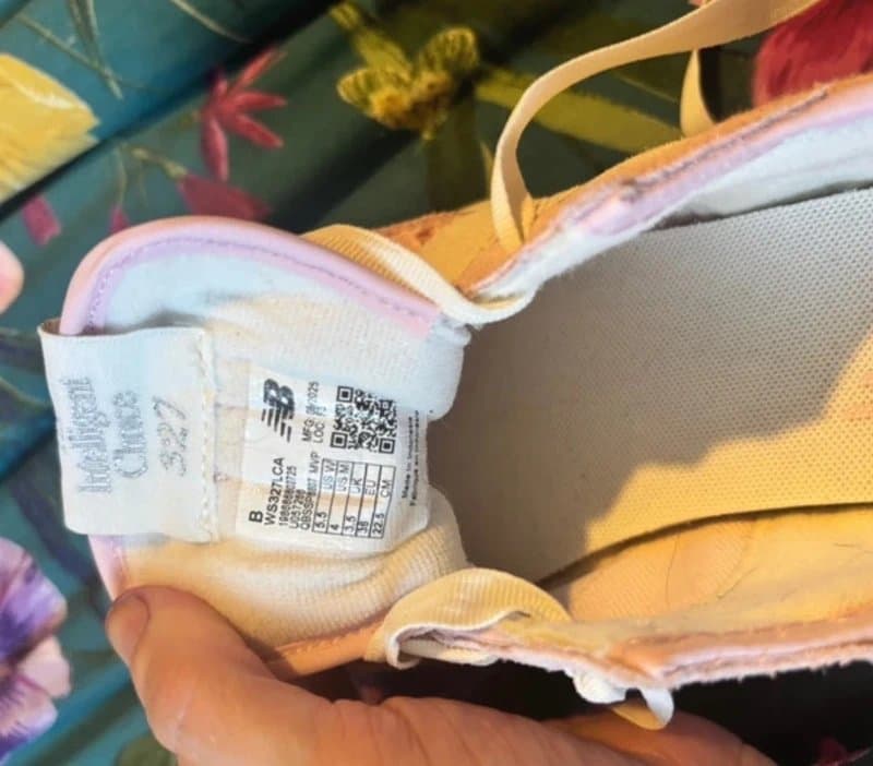 New Balance Pink lace new balance trainers worn once 3.5