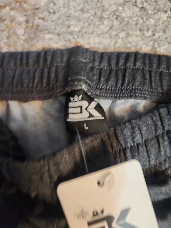 BK Men's large joggers new