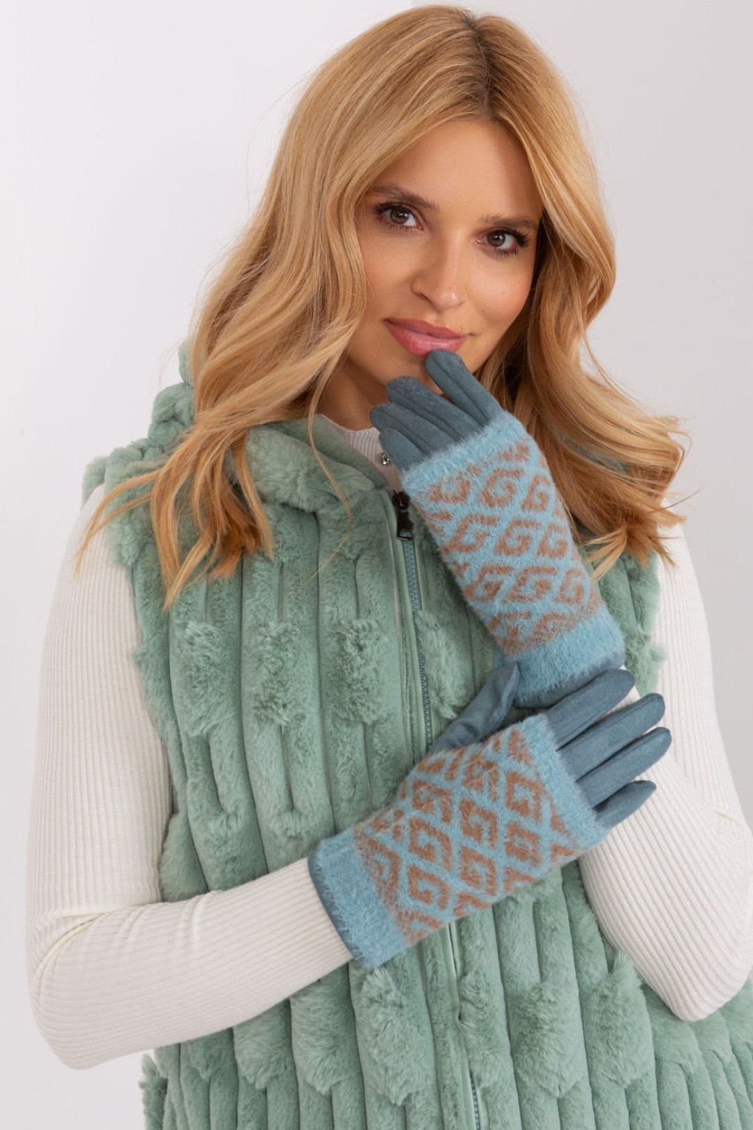 Love Lace Love Lace Women's Smooth Embroidered Flower Touchscreen Insulated Pull Off-Glove in Green