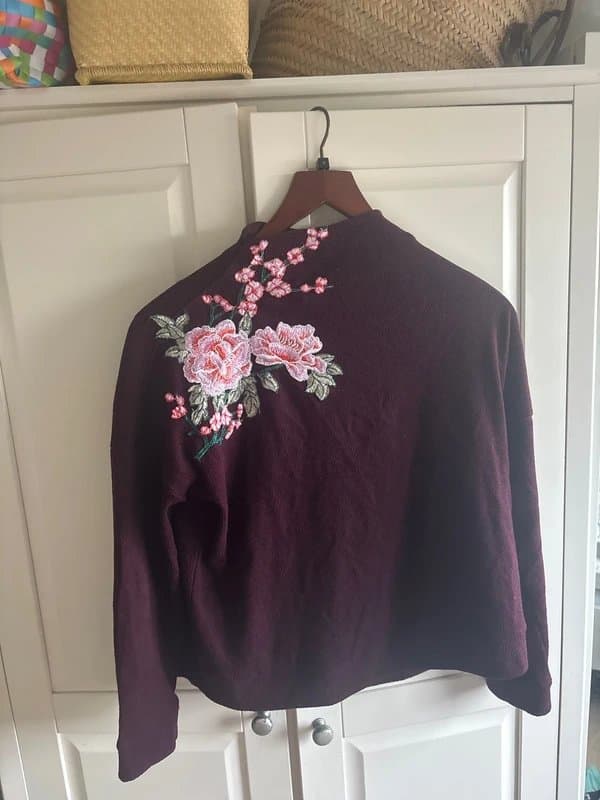 New Look Flower appliqué plum jumper