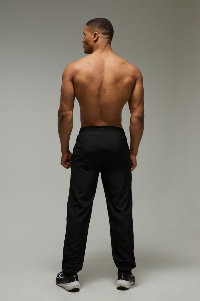 Training Dept. Training Dept. Men's Training Dept Oversized Stretch Woven Jogger in Black - 2