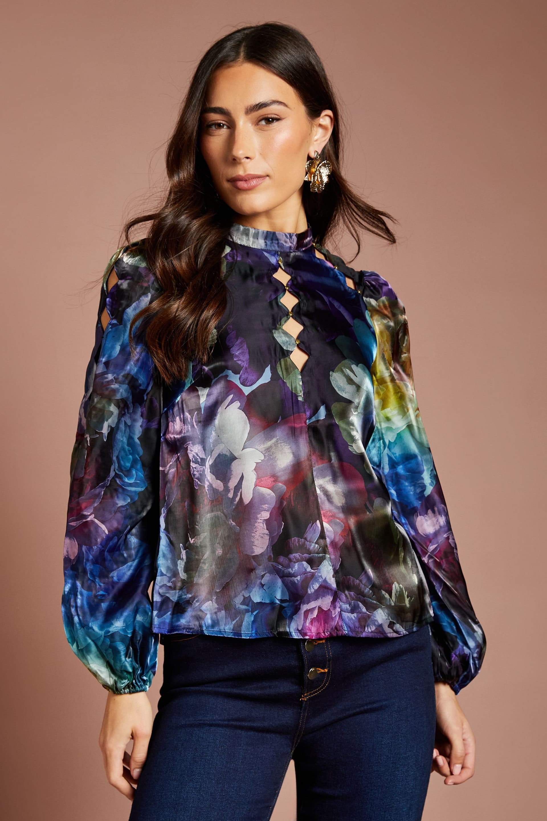Coast Coast Women's Long Sleeve Cut Work Blouse in Navy