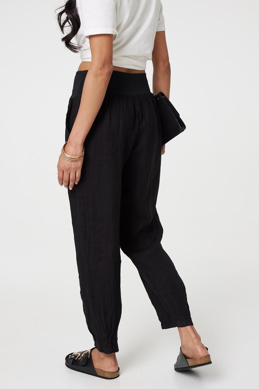Izabel London Izabel London Women's Relaxed Linen Tapered Trousers in Black - 4