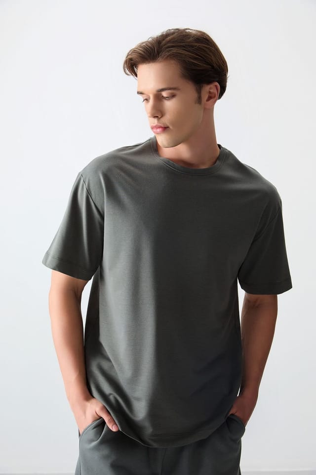 Tommy Life Tommy Life Men's Oversized Cotton Blend Crew Neck T-Shirt in Grey - 2