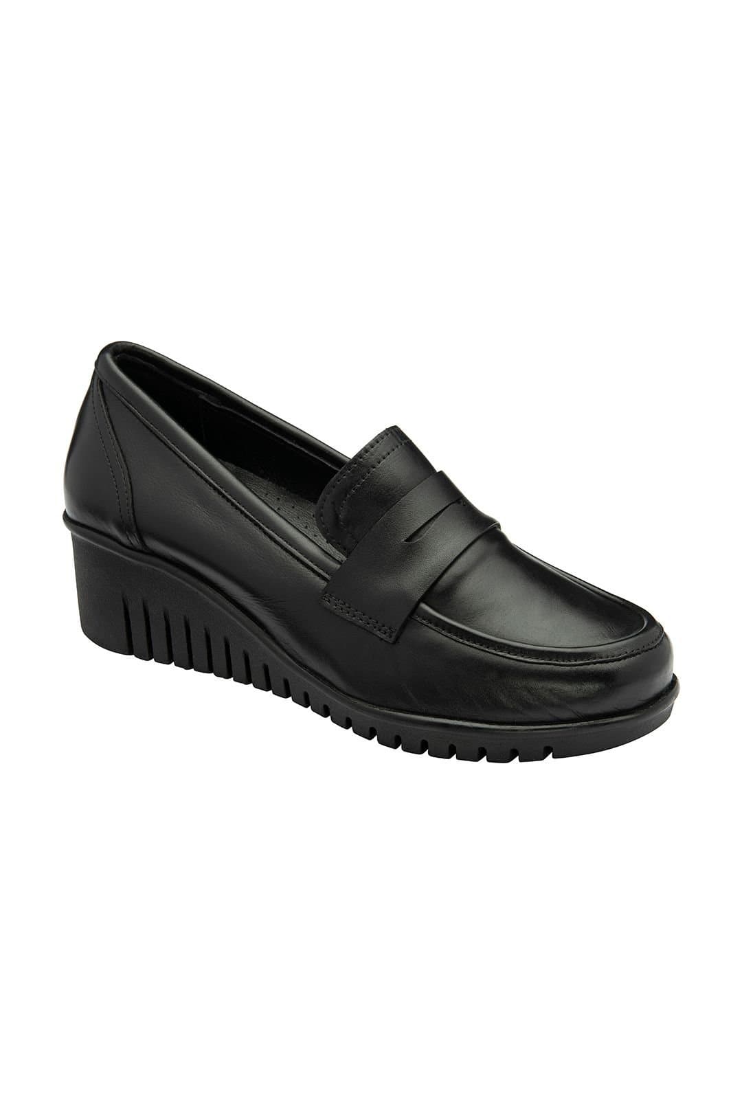 Lotus Lotus Women's 'Detroit' Leather Wedge Shoes in Black