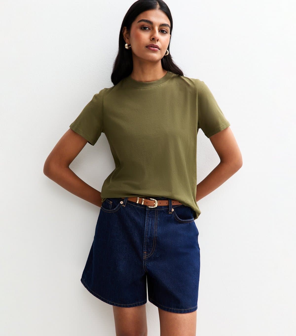 New Look Women's Dark Khaki Relaxed Jersey T-Shirt New Look